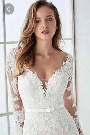 TS Couture Lace Wedding Dress thumbnail 2