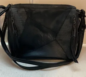 Jessica Simpson Black Crossbody Bag thumbnail 1