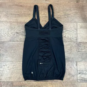 Lululemon Bra Top Athletic Workout Top Size 4 thumbnail 5
