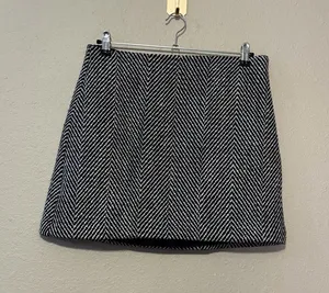 LOFT Wool Blend Herringbone mini skirt Size 8 NWT thumbnail 1