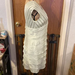 Adrianna Papell Petite Size 10P Mint Green Ruffle Tiered Cocktail Dress thumbnail 5