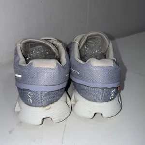 On Cloud Road Running Shoes Purple Athletic‎ Sneakers Women’s 5.5 READ thumbnail 5