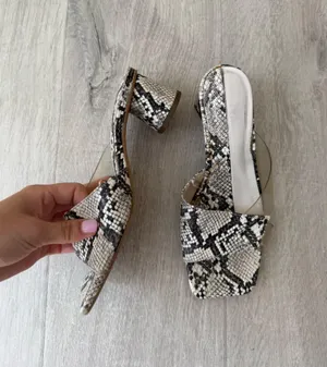 Zara Snakeskin Open Toe Block Heels thumbnail 2