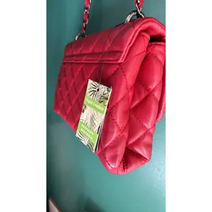Badgley Mischka Designer Quilted Leather Red Silver Crossbody Purse thumbnail 5