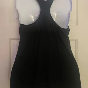 🩷 3/$18 old navy active racerback workout shirt Women's Black Tank Top thumbnail 3