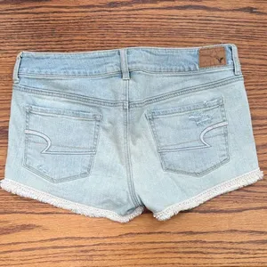 American Eagle Outfitters Distressed Blue shortie Jean Shorts. Waist 32 in thumbnail 3
