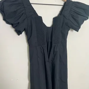 ABERCROMBIE- Puff Sleeve Plunge Midi Dress Black Size XS thumbnail 6