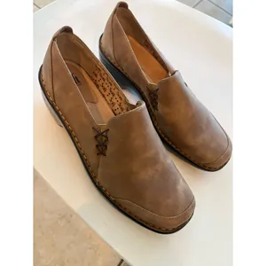 Sofft Leather Slip On Loafers Comfort Shoes Brown Womens 8M thumbnail 3