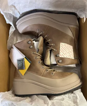 Muck Boot Liberty Wedge Boots Waterproof Women's 5 Taupe Lace Up Leather New thumbnail 1