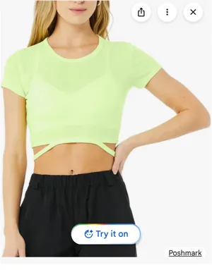 Alo Yoga Cropped Tee thumbnail 1