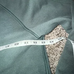 Lululemon Just Pleat It Crewneck Women Size 10‎ Green Good Raglan Sweatshirt thumbnail 5