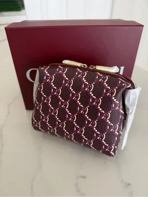 Gucci Cosmetic Zippered Bag thumbnail 2