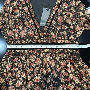 🆕‎ Nasty Gal I’ll be Bouquet black floral bell sleeve mini dress size 6 thumbnail 11