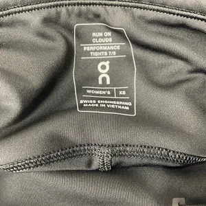 ON Running Womens Performance Tights 7/8 Black Size XS thumbnail 7
