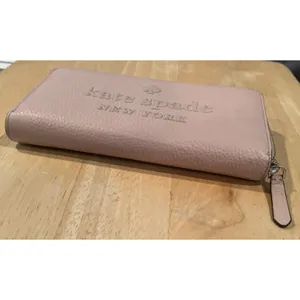 Kate Spade New York Pink Pebbled Leather Zip Around Wallet Clutch Logo thumbnail 2