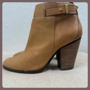 Coach Tan Leather Side Zip Block Heel Ankle‎ Booties Women's Size 7.5 thumbnail 7