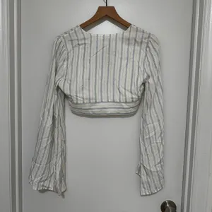 Tularosa x Revolve | Striped Blue Gold Metallic Bell Sleeve V-Neck Crop Top, S‎ thumbnail 2