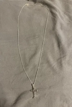 Silpada Silver Cross Necklace thumbnail 2