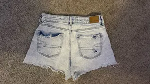 American Eagle Light Wash Distressed Denim Cutoff Shorts Size US 4 thumbnail 3