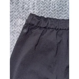 Lululemon‎ Women's Jogger Pants On The Fly Luxtreme Black Size 6 thumbnail 7