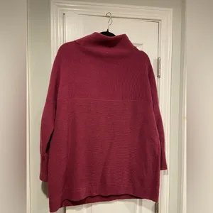 Free People Size S Burgundy Ribbed Mock Neck Sweater Large Oversized Cozy Knit thumbnail 7