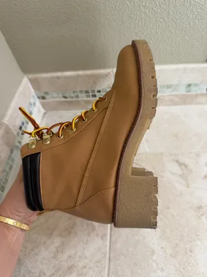 Sugar Mabry Tan combat style, block heel and side zipper Size 8 Lug sole thumbnail 10