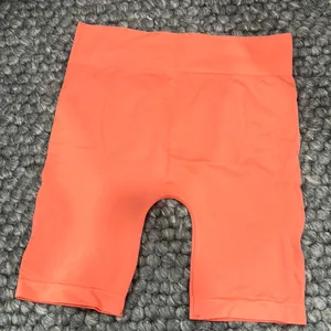 FREE PEOPLE‎ SPANDEX Peach Coral BIKER SHORTS thumbnail 1
