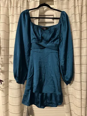 Vici dress thumbnail 1