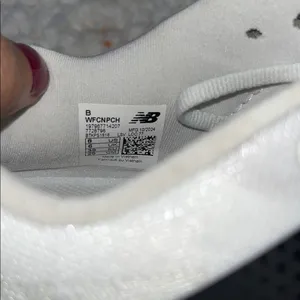 New Balance FuelCell Pvlse v1 Running Shoe Sneaker Hot Mango/White/Angora 8 thumbnail 8