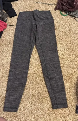 Size 10 lululemon leggings  thumbnail 1