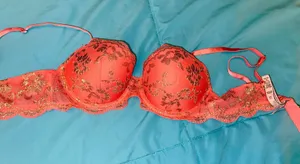 Bra thumbnail 1