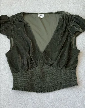 Aerie Top thumbnail 1