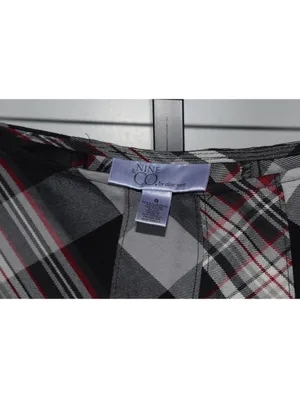 Nine West Plaid Skirt Women's Size 8 Black Grey Red A-Line Bias Cut Midi Skirt thumbnail 2