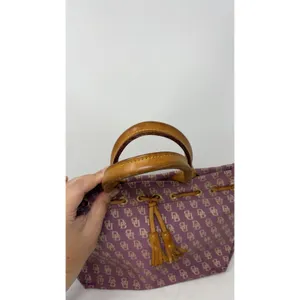 vintage dooney and bourke pink DB signature shoulder bag WEAR TO CORNERS , Y2K thumbnail 5