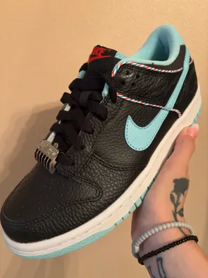 Nike Dunk Low SE GS ‘Barber Shop - Black’ thumbnail 1