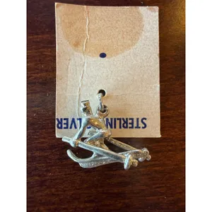 Vintage Sterling Silver Skier Charm 3D Downhill Snow Ski Winter Pendant 925 thumbnail 2