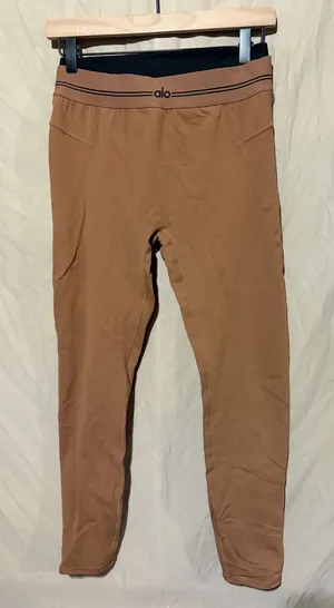 Alo leggings thumbnail 1