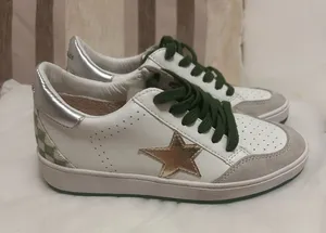Suggested Title: Vintage Havana White Metallic Gold Star Green Laced Sneakers - Size [6) thumbnail 1