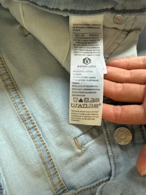 Levi’s Denim Shorts Light Wash thumbnail 5