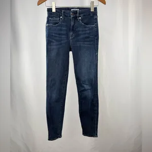 Good‎ American Good Leg Crop in Blue 260 Size 0 or 25 thumbnail 5