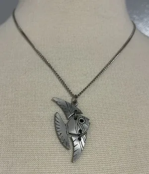 Angelfish Necklace Silver Pewter Toned Vintage thumbnail 1