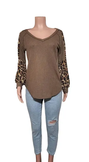 Women's V-neck knit long sleeve leopard sleeve raglan waffle pullover top S, M, L,XL thumbnail 2