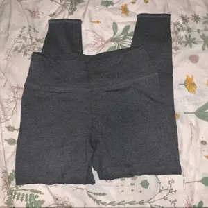 Luxe legging Size L thumbnail 2
