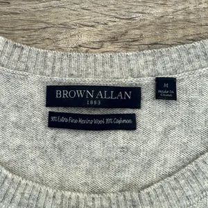 BROWN ALLAN wool and cashmere gray crew neck sweater size medium‎ thumbnail 3