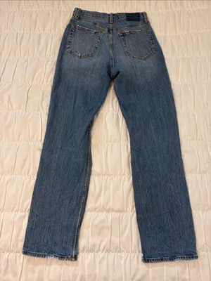 Abercrombie & Fitch Ankle Straight Ultra High Rise Jeans thumbnail 4