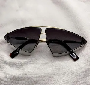Burberry Sunglasses thumbnail 1