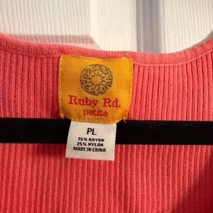 Ruby Rd Tank Top Coral Petite‎ Large Floral Embellished Ribbed Summer Casual thumbnail 2