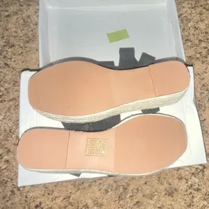 SHEIN Black Elastic Strap Espadrille Platform Sandals thumbnail 3