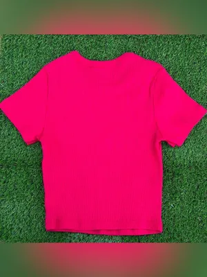 Hot pink Uniqlo ribbed tee. thumbnail 6