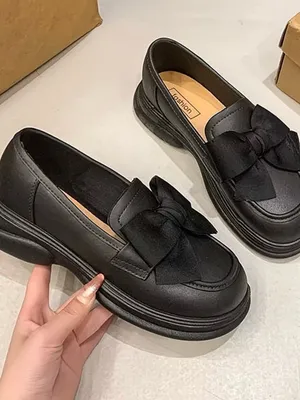 NEW Black Bow-Accent Women's Loafers size 6 thumbnail 5